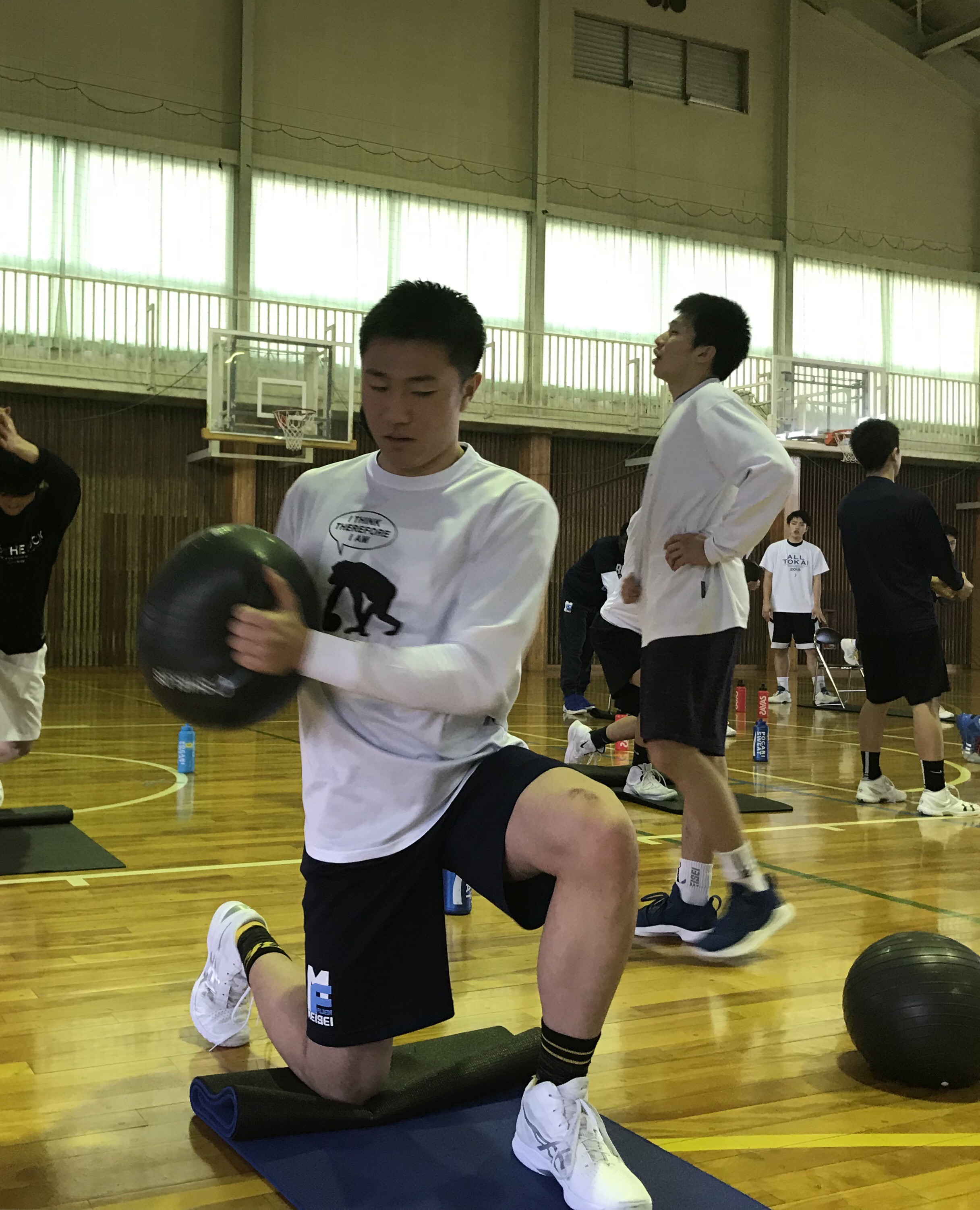 ウィンターカップ静岡県予選を制した藤枝明誠高校バスケットボール部のトレーニング風景